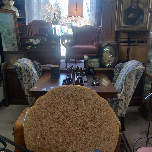 Thrift Store «Barn Auction House», reviews and photos, 440 W Chester Pike, Ridley Park, PA 19078, USA