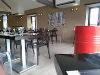 Atmosphère du Restaurant Le Loft Café à Oloron-Sainte-Marie - n°7