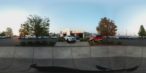 Toyota Dealer «Dick Hannah Toyota», reviews and photos, 2632 Coweeman Park Dr, Kelso, WA 98626, USA