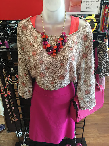 Used Clothing Store «Clothes Mentor», reviews and photos, 306 Oyster Point Rd, Newport News, VA 23602, USA