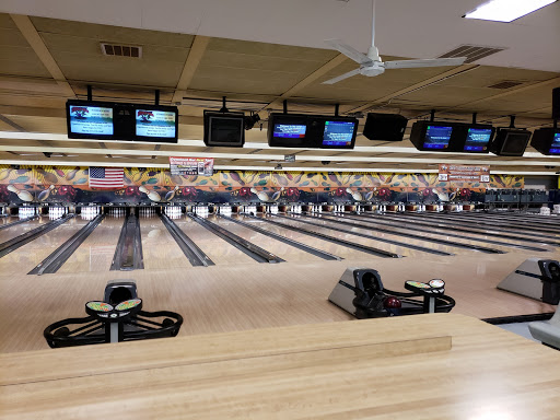 Bowling Alley «Ten Pin Strike & Spare Family Fun Center», reviews and photos, 200 Ten Pin Ln, Louisville, KY 40207, USA