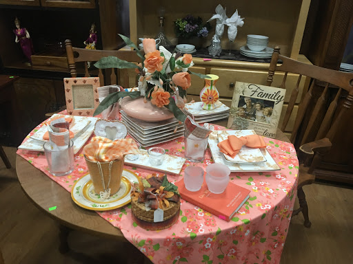 Thrift Store «Good Stuff Thrift», reviews and photos, 543 Lincoln Hwy, Fairless Hills, PA 19030, USA