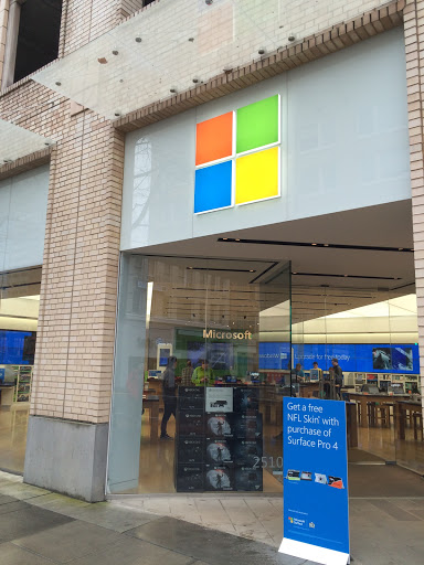 Computer Store «Microsoft Store - Mall at Millenia», reviews and photos, 4200 Conroy Rd #220, Orlando, FL 32839, USA