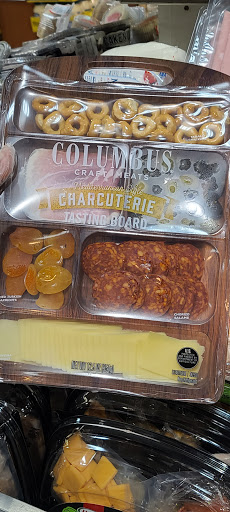 Grocery Store «Foodtown of Boston Road», reviews and photos, 3471 Boston Post Rd, Pelham, NY 10803, USA