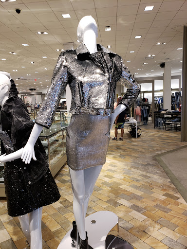 Clothing Store «Neiman Marcus», reviews and photos, 9700 Collins Ave, Bal Harbour, FL 33154, USA