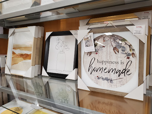 Department Store «T.J. Maxx», reviews and photos, 198 Retail Commons Pkwy, Martinsburg, WV 25403, USA