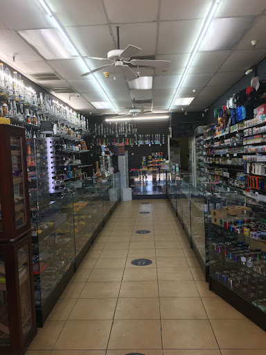 Tobacco Shop «Ms Gold Smoke Shop», reviews and photos, 4410 W Union Hills Dr # 4, Glendale, AZ 85308, USA