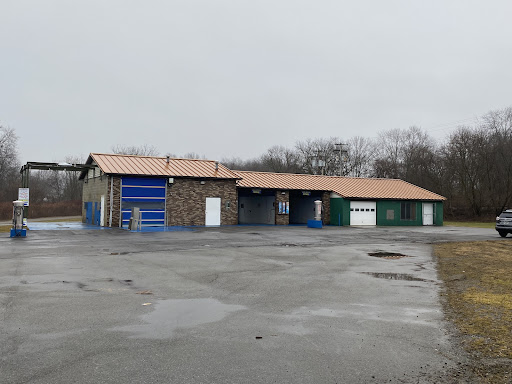 Wacky Wash Touch-Free Car Wash en Butler