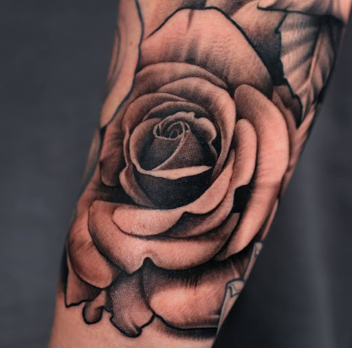 Tattoo Shop «Dark Horse Tattoo Company», reviews and photos, 1111 N Gilbert Rd #108, Gilbert, AZ 85234, USA