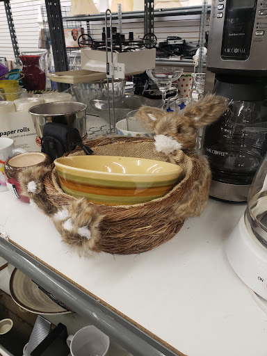 Thrift Store «Goodwill», reviews and photos