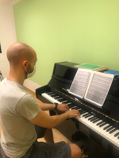 Piano lessons in Milan
