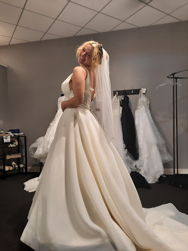 Bridal Shop «Bridal Traditions», reviews and photos, 2737 S 140th St, Omaha, NE 68144, USA