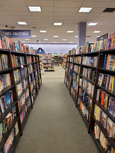 Book Store «Barnes & Noble», reviews and photos, 100 W Bridge St, Homestead, PA 15120, USA