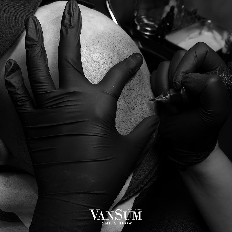 VANSUM STUDIO