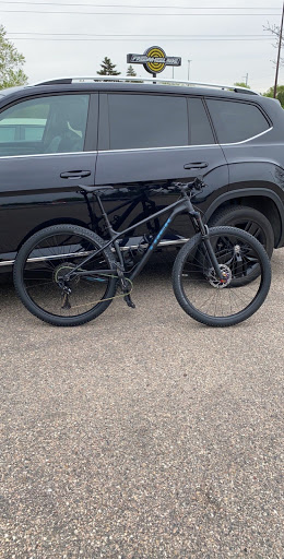 Bicycle Store «Freewheel Bike Eden Prairie», reviews and photos, 12910 Plaza Dr, Eden Prairie, MN 55344, USA