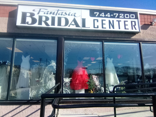 Bridal Shop «Fantasia Bridal Center», reviews and photos, 29 Rocky Point Yaphank Rd, Rocky Point, NY 11778, USA