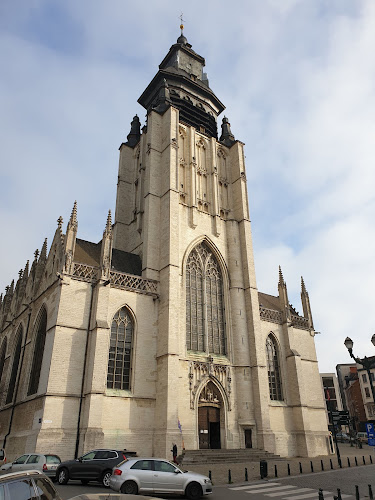 Beoordelingen van Kerk van Onze Lieve Vrouwe Ter Kapelle in Brussel - Kerk