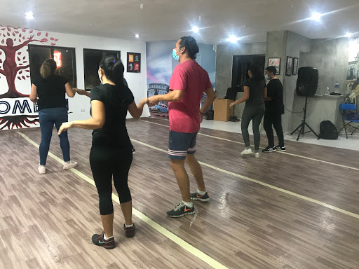 Mayombeh: Escuela de salsa, ritmos latinos y cubanos