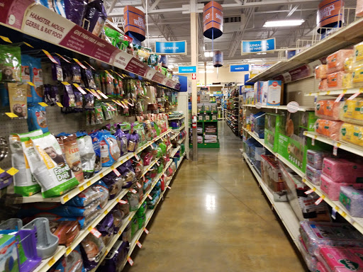Pet Supply Store «PetSmart», reviews and photos, 211 W Alexander St A, Plant City, FL 33563, USA