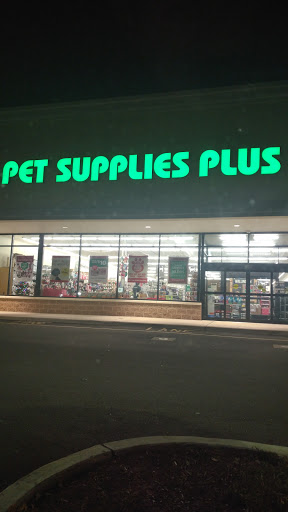 Pet Supply Store «Pet Supplies Plus», reviews and photos, 375 Paterson Ave #105, Wallington, NJ 07057, USA