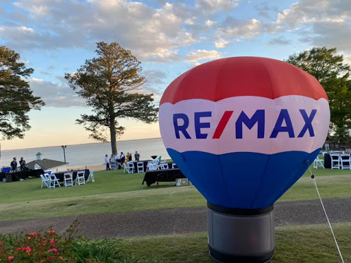 Real Estate Agency «Re/Max Peninsula», reviews and photos, 825 Diligence Dr Suite 126, Newport News, VA 23606, USA