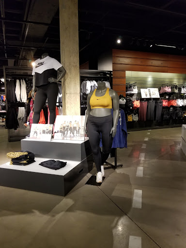 Clothing Store «Nike», reviews and photos, 8687 N Central Expy, Dallas, TX 75225, USA
