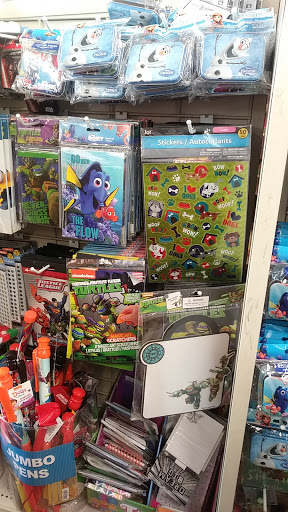 Dollar Store «Dollar Tree», reviews and photos, 10237 Rosecrans Ave, Bellflower, CA 90706, USA
