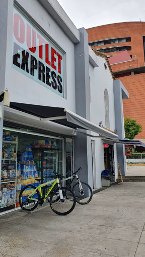 Outlet Express