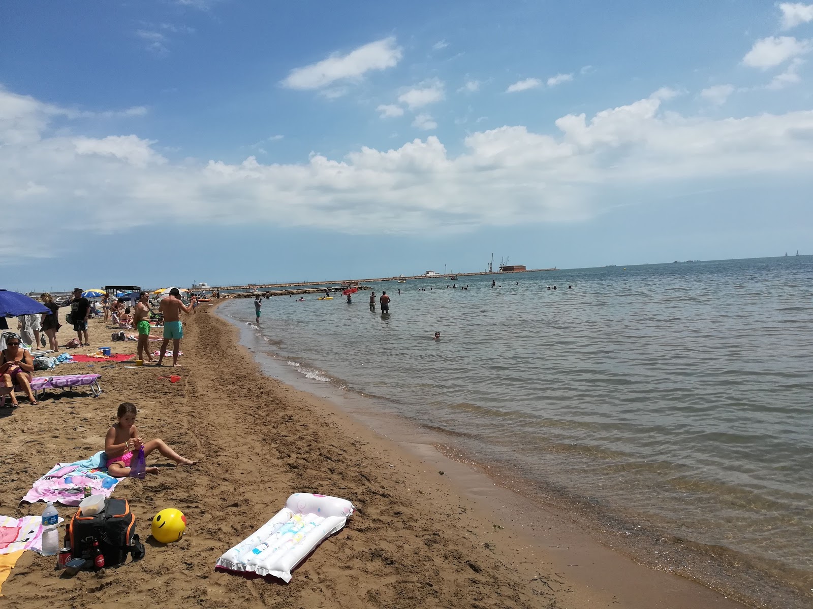Photo de Platja dels Hortets - endroit populaire parmi les connaisseurs de la détente