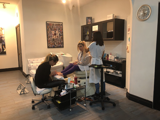 Beauty Salon «Hair Salon Armandeus Doral», reviews and photos, 8726 NW 26th St #7, Doral, FL 33172, USA