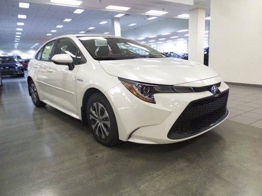 Toyota Dealer «Kings Toyota - New Cars, Indoor Showroom», reviews and photos, 4700 Fields Ertel Rd, Cincinnati, OH 45249, USA