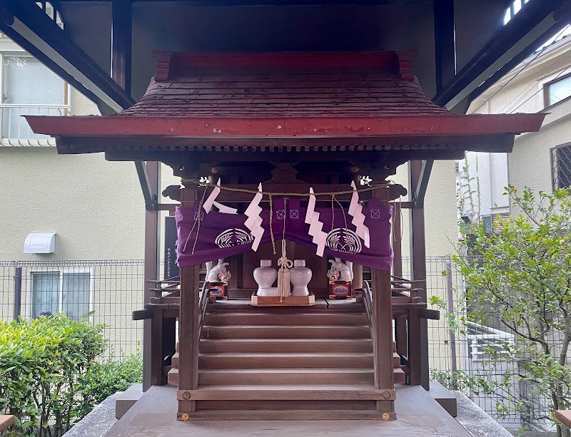 穏田出世稲荷神社