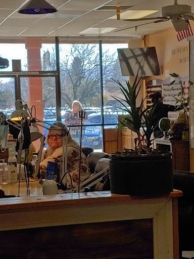 Nail Salon «First Nails», reviews and photos, 536 E Perkins St, Ukiah, CA 95482, USA