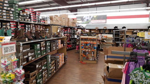 Home Improvement Store «Tractor Supply Co.», reviews and photos, 1884 N Collins Blvd, Covington, LA 70433, USA