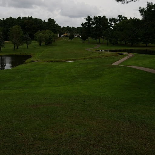 Golf Course «Lakeville Country Club», reviews and photos, 44 Clear Pond Rd, Lakeville, MA 02347, USA