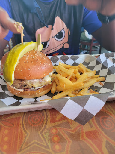 Restaurant «Pisces Rising», reviews and photos, 239 W 4th Ave, Mt Dora, FL 32757, USA