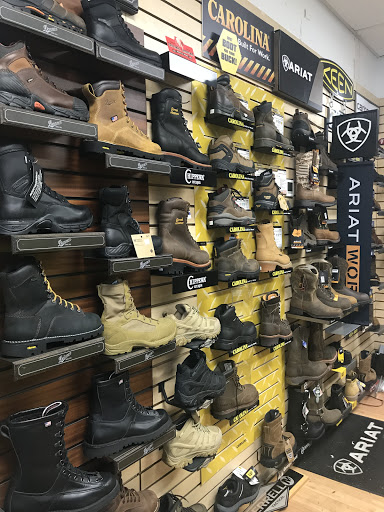 Work Clothes Store «Safety Footwear & Apparel», reviews and photos, 46950 Community Plaza #106-107, Sterling, VA 20164, USA