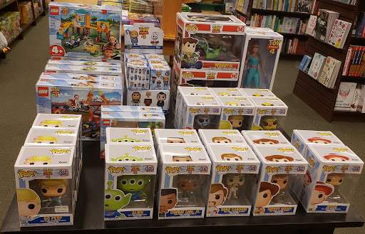 Book Store «Barnes & Noble», reviews and photos, 5380 US-14, Crystal Lake, IL 60014, USA