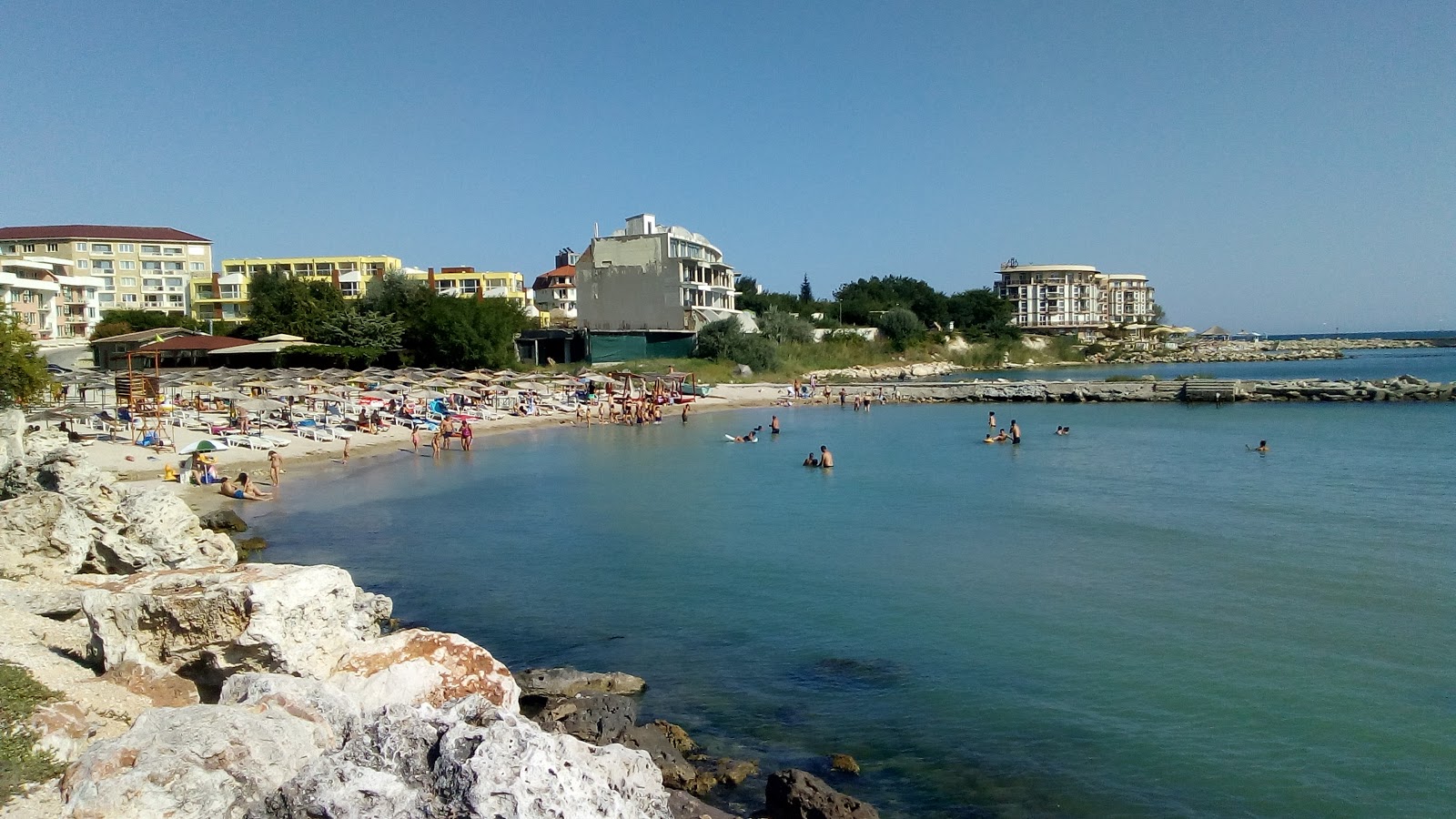 Foto de Plyazh Ikantalk I com areia bege superfície