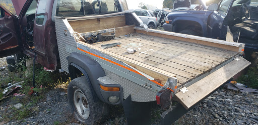 Salvage Yard «EZ Pull & Save Auto Parts», reviews and photos, 2401 Summer Valley Rd, New Ringgold, PA 17960, USA