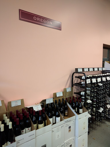 Wine Store «Vinopolis, LLC», reviews and photos, 1610 NW Glisan St, Portland, OR 97209, USA