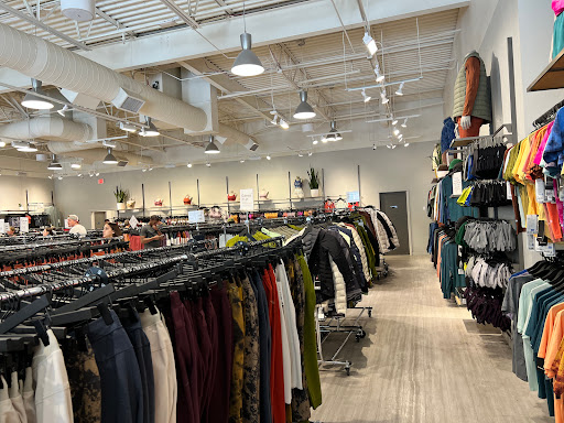 Sportswear Store «lululemon», reviews and photos, 6800 N 95th Ave #380, Glendale, AZ 85305, USA