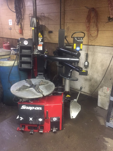 Auto Repair Shop «Ihle Auto Service», reviews and photos, 6525 Blue Star Hwy, Saugatuck, MI 49453, USA