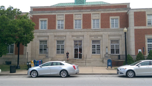 Post Office «United States Postal Service», reviews and photos, 150 N Chestnut St, Ravenna, OH 44266, USA