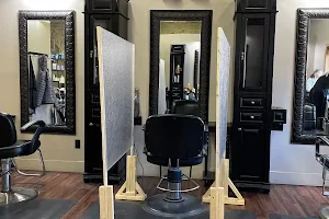 Bottega Salon image