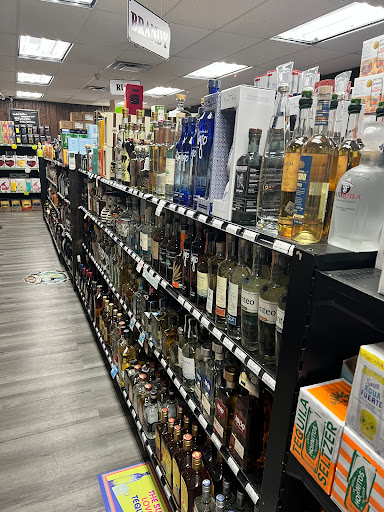 Liquor Store «333 East Main Street Wines & Liquor», reviews and photos, 333 E Main St, Patchogue, NY 11772, USA