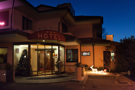 La Villa, Sure Hotel Collection by Best Western Via Torino, 334, 10015 Ivrea TO, Italia