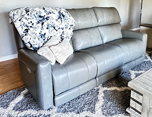 Evans Furniture Galleries Grass Valley image