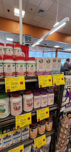 Shopping Mall «Fresh Pond Mall», reviews and photos, 545 Concord Ave #21, Cambridge, MA 02138, USA