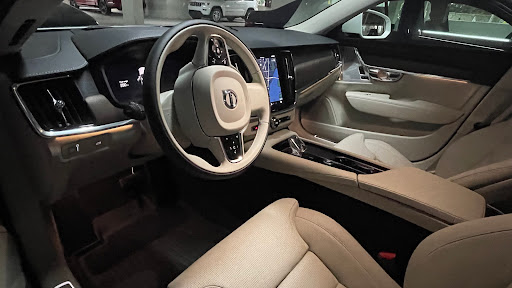 Volvo Dealer «Volvo Cars North Miami», reviews and photos, 19275 NW 2nd Ave, Miami, FL 33169, USA